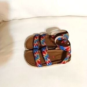 Little girls Steve Madden sandals size 11!